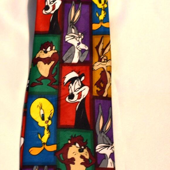 Vintage 1996 Looney Tunes Mania The Gangs All Here Character Silk Tie - Picture 3 of 4